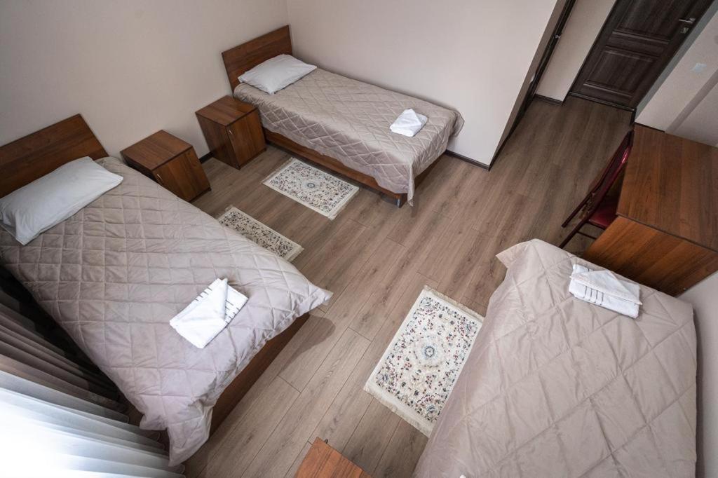 Muras Hotel คาราโคล ภายนอก รูปภาพ