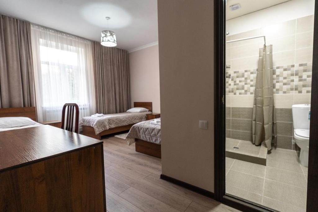 Muras Hotel คาราโคล ภายนอก รูปภาพ